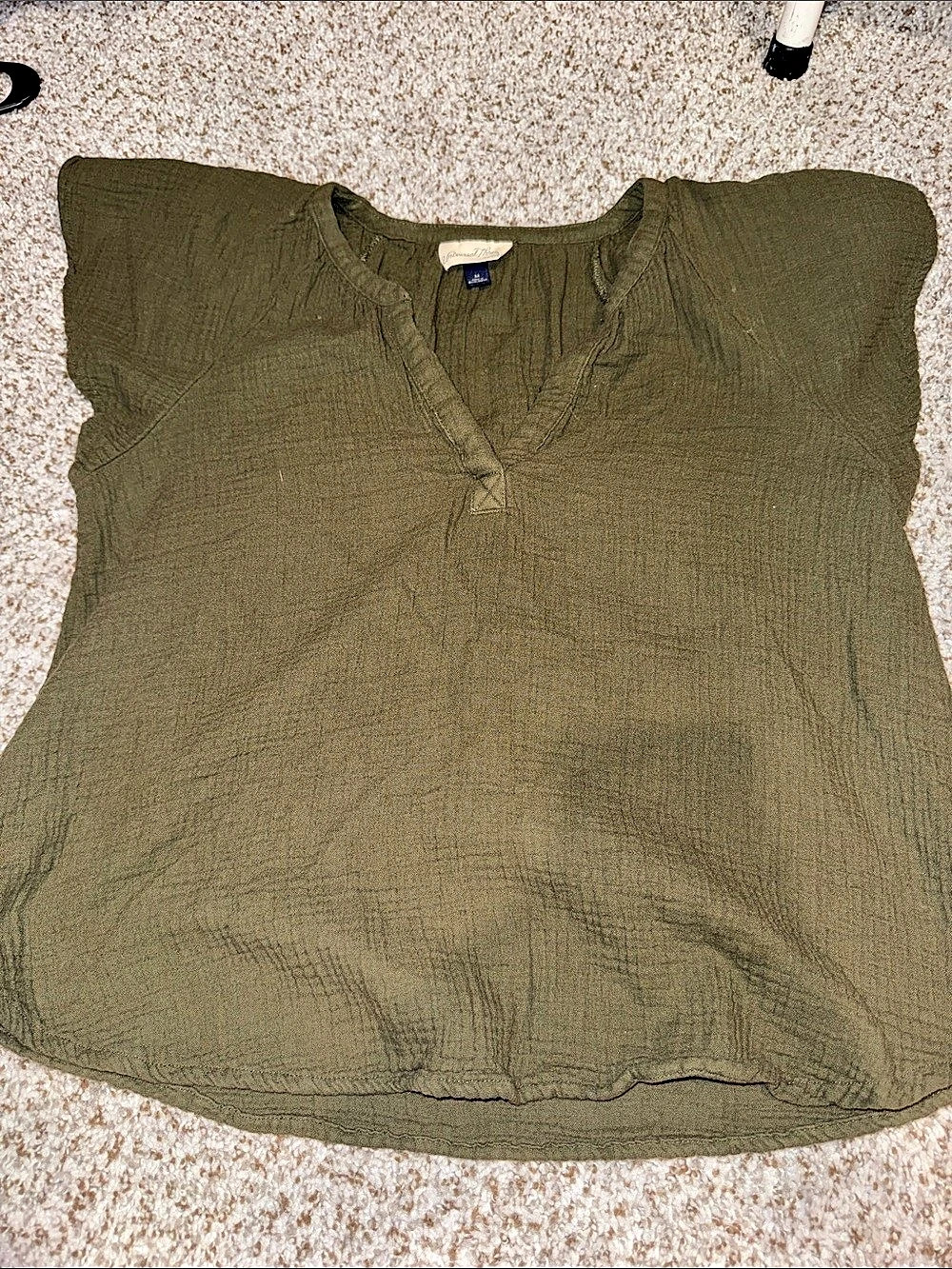 Universal Thread Cotton Gauze Flutter Sleeve V-Neck Top Green Medium